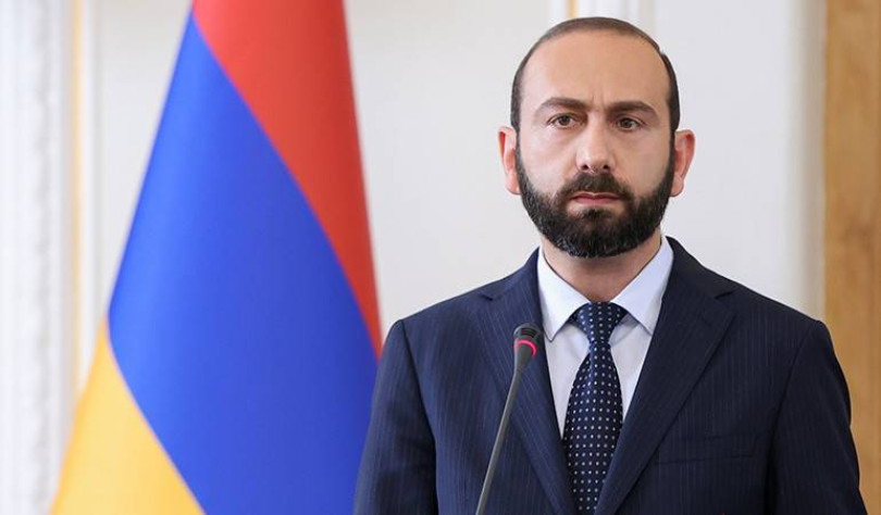 Մնալ ԵԱՏՄ-ում, թե՞ գնալ ԵՄ